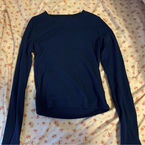 Hollister Tops - Hollister long sleeve navy blue tee